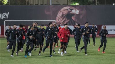 قائمة الأهلي لمواجهة البنك فى الدوري.. استبعاد الشناوي وعاشور