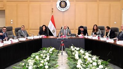 الوزير: يجب التزام أعضاء لجنة التفتيش بالمرور على المصانع