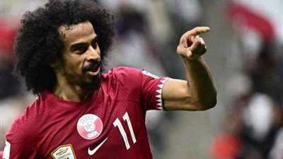 شاهد .. أكرم عفيف يهز شباك النصر