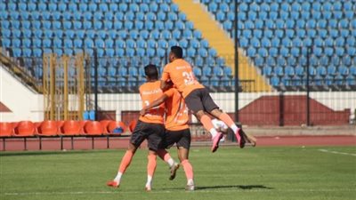 فاركو يفوز على بتروجيت بثنائية في دورى نايل