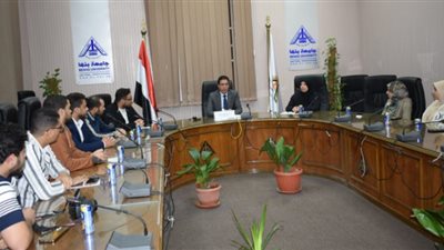 رئيس جامعة بنها: حريصون على دعم مبادرات تمكين الشباب وتطوير مهاراتهم