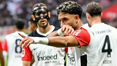 شوط أول سلبى بين آينتراخت أمام أوجسبورج فى الدورى الألمانى