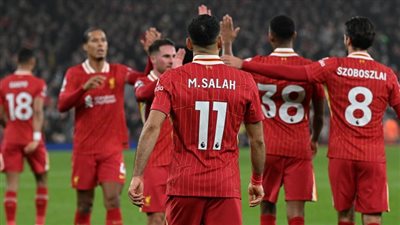 مين اكثر لاعب بتحب اللعب بجانبه؟ .. شاهد محمد صلاح يجيب