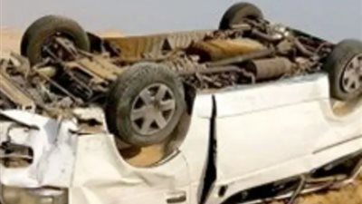 إصابة 5 إثر انقلاب ميكروباص بمنشأة القناطر