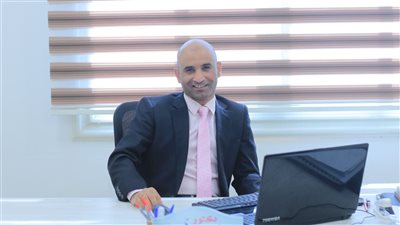 دراسة بحثية بجامعة طيبة التكنولوجية حول التحول الرقمى بالفنادق