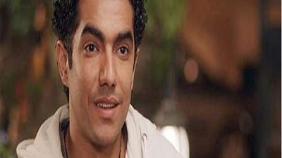 الفنان محمد عادل: نفسى أموت وأنا على المسرح