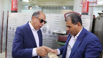ضبط 206 مخالفات تموينية على المخابز والأسواق بالمنيا