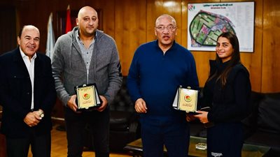 سبورتنج يكرم أبطال التنس الحاصلين على المراكز الأولى