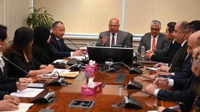الوزير يلتقي رئيس شين فينج لبحث مستجدات خطة إنشاء مجمع صناعي