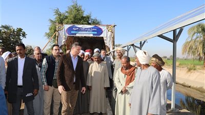 فاروق يؤكد حرص الدولة على تقديم كل سبل الدعم للمزارعين