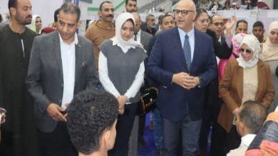 محافظ القليوبية يفتتح الملتقى التوظيفي ببنها
