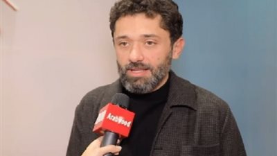 كريم محمود عبدالعزيز يكشف مفاجأة عن أغنية 