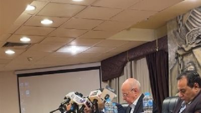 جمال عبد الرحيم يقترح مؤتمر عام كل 4 سنوات ويؤكد: الصحافة الورقية تاريخ مصر