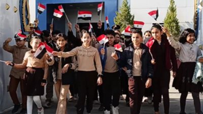 طلاب الابتدائية يزورون مركز شرطة أجا