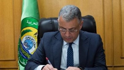 محافظ الإسماعيلية يعتمد جداول امتحانات نصف العام