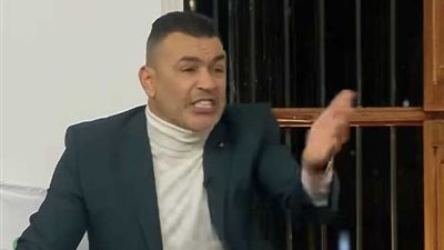 شاهد .. الحضرى : أنا أسطورة .. الرواس : فى بلدك فقط