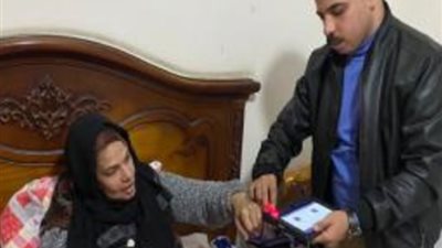 أمن القاهرة يستجيب لاستغاثة سيدة وينقلها إلى المستشفى