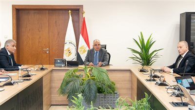وزير الري يتابع حالة المنظومة المائية خلال الموسم الشتوي الحالي
