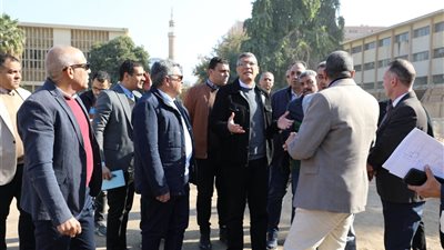محافظ الجيزة يتفقد مواقع التحويلات المرورية بمحيط مترو نصر الدين