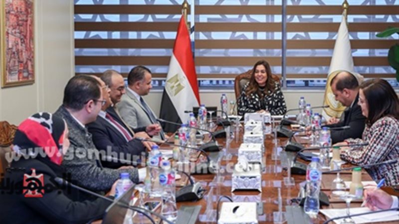 الدكتورة منال عوض