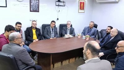 وفد الجامعة المصرية الروسية فى مدينة الجلود.. تعرف على أسباب الزيارة فيديو