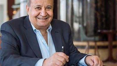 وحيد حامد.. واحد من أعظم كتّاب السيناريو في تاريخ السينما المصرية