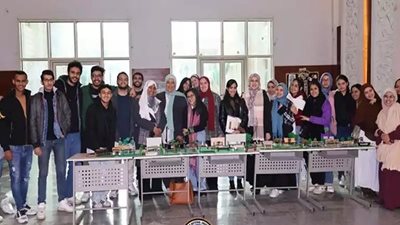 طلاب الفنون التطبيقية حلوان يبتكرون حلولًا ذكية للأثاث الخارجي