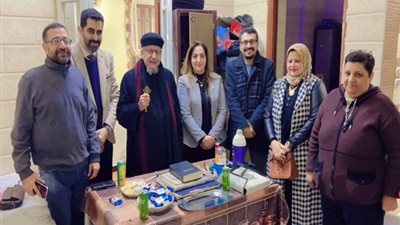 الشعب الجمهوري بنجع حمادي يزوردارالمسنين للتهنئة بعيد الميلاد