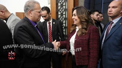 وزيرة التنمية المحلية تحتفل مع الطائفة الإنجيلية بعيد الميلاد