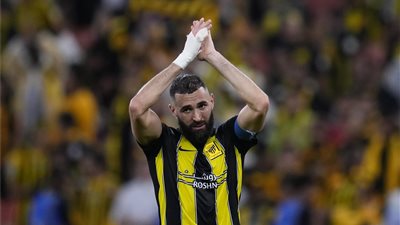 الفحص الطبى يحسم مشاركة بنزيما وديابي في لقاء الاتحاد ضد الهلال