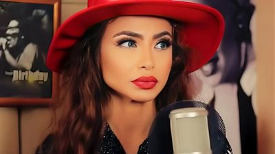 دوللى شاهين تجذب القلوب من كواليس 