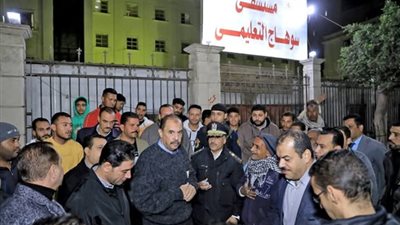 محافظ سوهاج يتفقد بعض المواقع المقترحة لوضع عربات حضارية