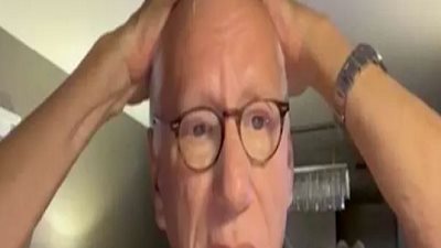 جيمس وودز ينهار من البكاء بعد حريق منزله فى حرائق لوس أنجلوس