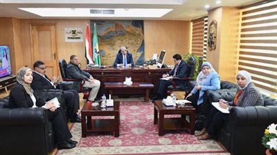 محافظ الفيوم يتابع نتائج التحاليل الدورية لمياه بحيرة قارون