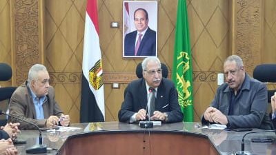 مدير تعليم القليوبية يناقش خطة تأمين توزيع اسئلة الشهادة الإعدادية