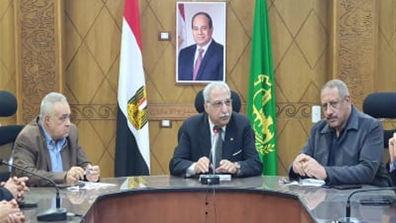 مصطفى عبده مدير تعليم