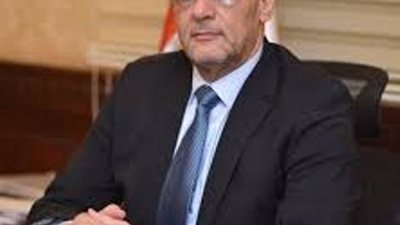 رئيس 