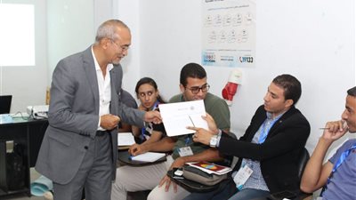 1100 مبادرة شبابية فى ثالث معسكرات برنامج 