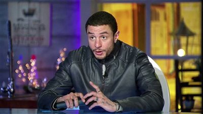 أحمد الفيشاوي يكشف عن مفاجأة جديدة بشأن ابنته لينا .. فيديو