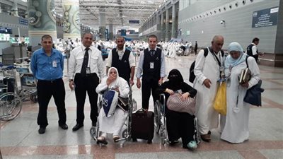 مصرللطيران : عودة ٤٨٥٠٠ حاجا بنهاية رحلات اليوم وتسير غدا ١٦ رحلة لنقل ٣٧٠٠ حاجا