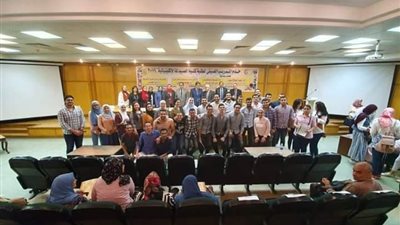 ختام فعاليات التدريب الصيفي لطلاب الصيدلة الإكلينيكية بالزقازيق
