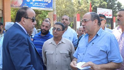 الحفناوى يقود حملات لفصل المرافق عن غير الجادين فى تقنين أراضى الدولة
