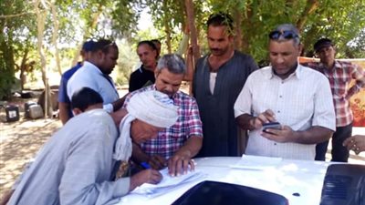 إسترداد ٤٥٣ فدان من أراضي الدولة خلال حملة إزالات بالوادى الجديد.. صور