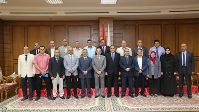 محافظ كفرالشيخ يشارك باجتماع مجلس الجامعة الأول برئاسة 