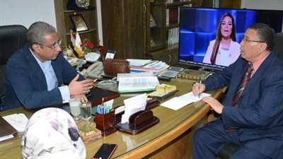 محافظ سوهاج: تحصيل 72 مليون و 150 ألف 998 جنيها قيمة تقنين أراضى املاك الدولة