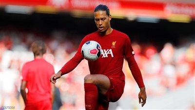 ميسي ورونالدو وفان دايك.. من يتوج بلقب 