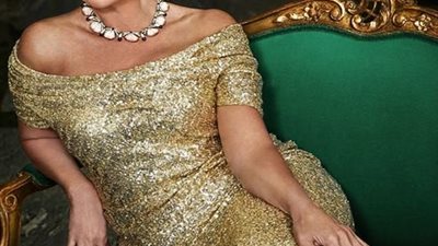 سعر خيالى لفستان يسرا فى أحدث جلسة تصوير