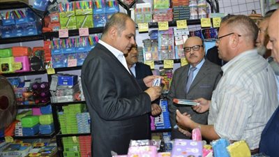 محافظ الغربية: يفتتح معرض أهلاً مدارس بالمحلة الكبرى وسط جمهور كثيف لإنخفاض الأسعار