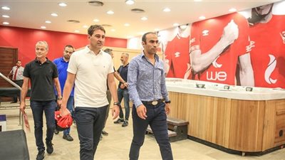 فايلر يطلب مباراتين وديتين للأهلى استعدادا لبطل غينيا