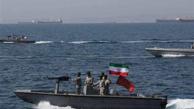 ايران تحتجز 7 قوارب صيد وتعتقل 24 أجنبياً بخليج عمان